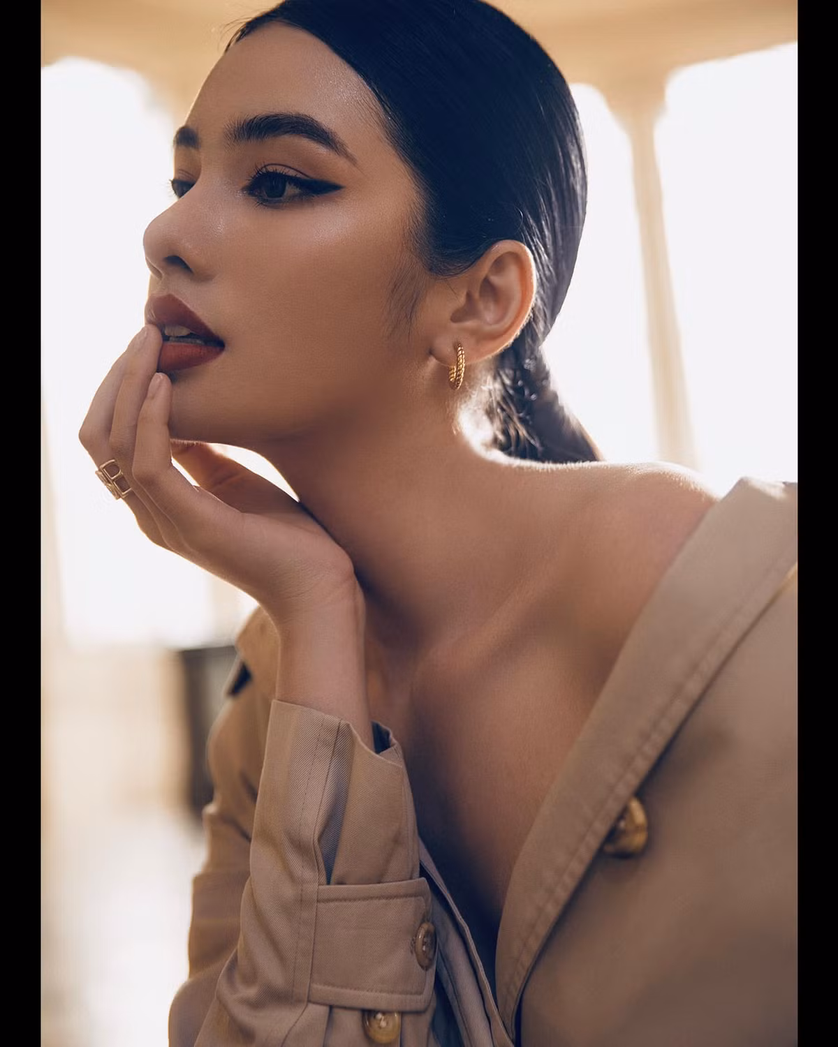 Bước ra từ cuộc thi Hoa hậu Việt Nam 2020, gái xinh Cẩm Đan là một trong những cái tên vẫn giữ được sức nóng.