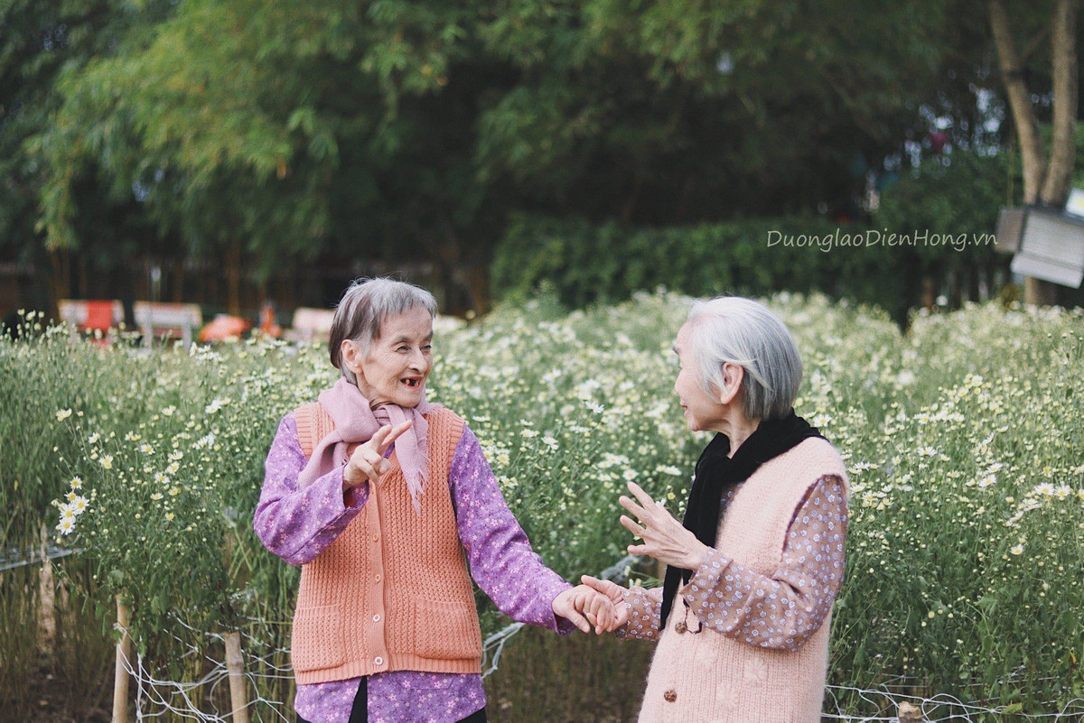 Họ cùng nhau chụp một bộ ảnh để đời khiến cư dân mạng phải xuýt xoa.