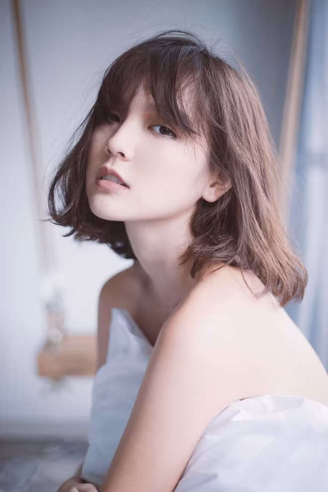 Không thể phủ nhận một trong những lý do khiến hot girl Hải Tú vẫn giữ được sức hút dù "mất tích" khá lâu chính là nhan sắc của cô nàng.