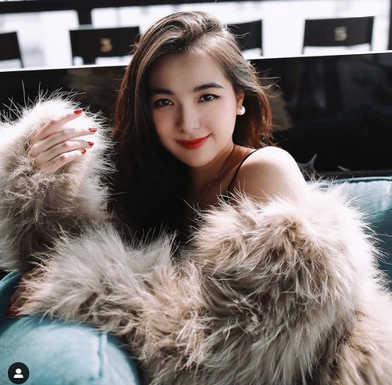 Hồ Thiên Trang là cái tên không còn quá xa lạ với giới trẻ Việt Nam, hot girl lai này là một trong những gương mặt gây chú ý nhất kỳ thi THPT Quốc gia 2019.