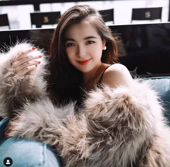 Hồ Thiên Trang là cái tên không còn quá xa lạ với giới trẻ Việt Nam, hot girl lai này là một trong những gương mặt gây chú ý nhất kỳ thi THPT Quốc gia 2019.