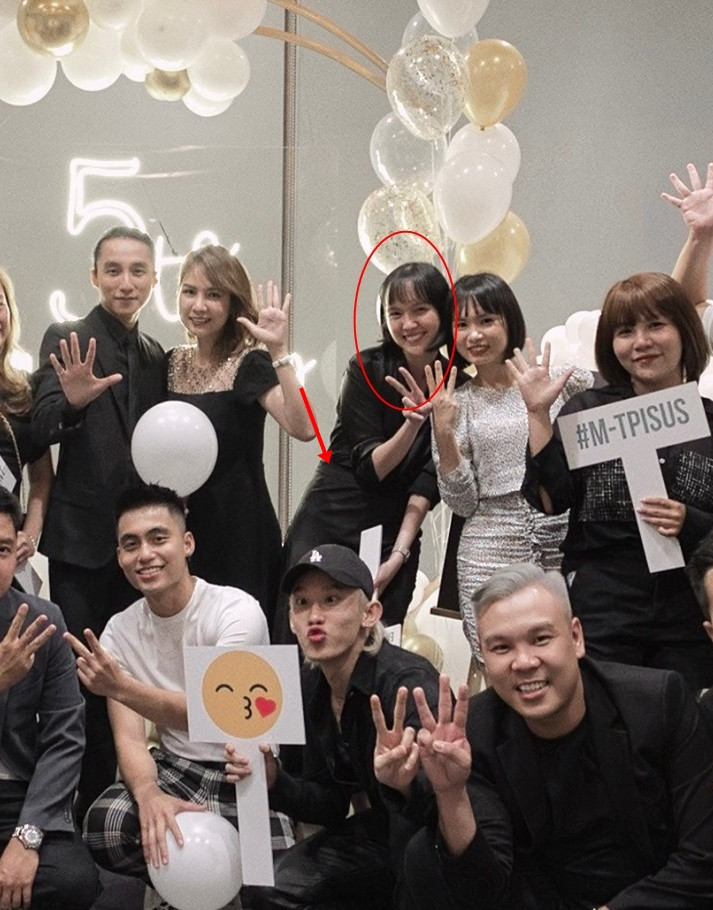 Sau 11 tháng ở ẩn vì vướng scandal tình ái với Sơn Tùng M-TP, Hải Tú đã chính thức quay lại.