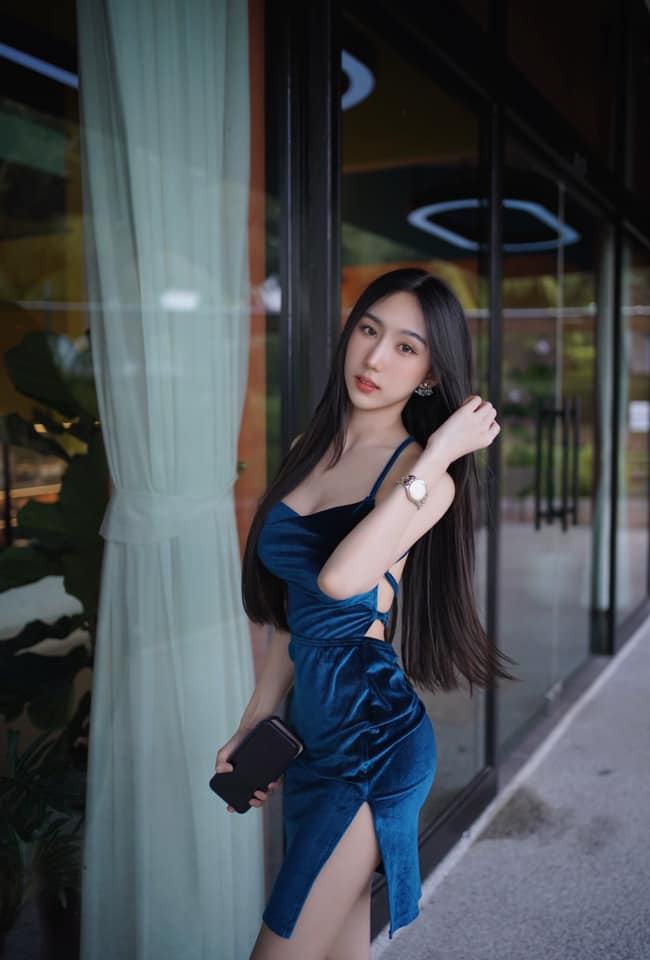 Cô nàng thường khoe cuộc sống sang chảnh, tham gia nhiều sự kiện và nghỉ dưỡng ở những khu resort, điểm du lịch nổi tiếng. Ảnh: IGNV