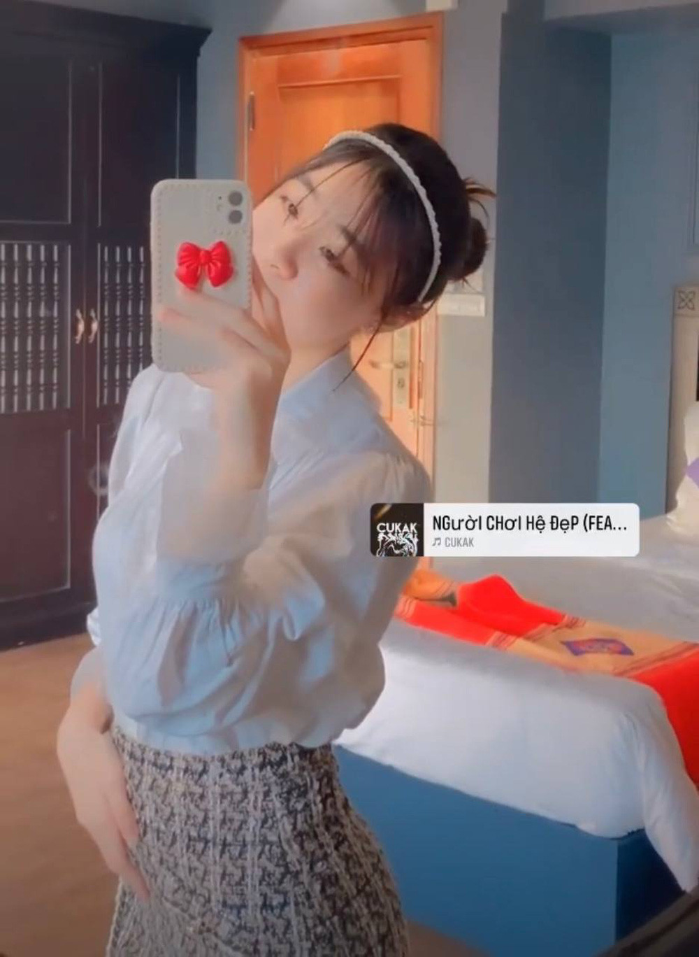 Cô bạn luôn đồng hành với Hoàng Khánh trong hành trình chinh phục Đường lên đỉnh Olympia.