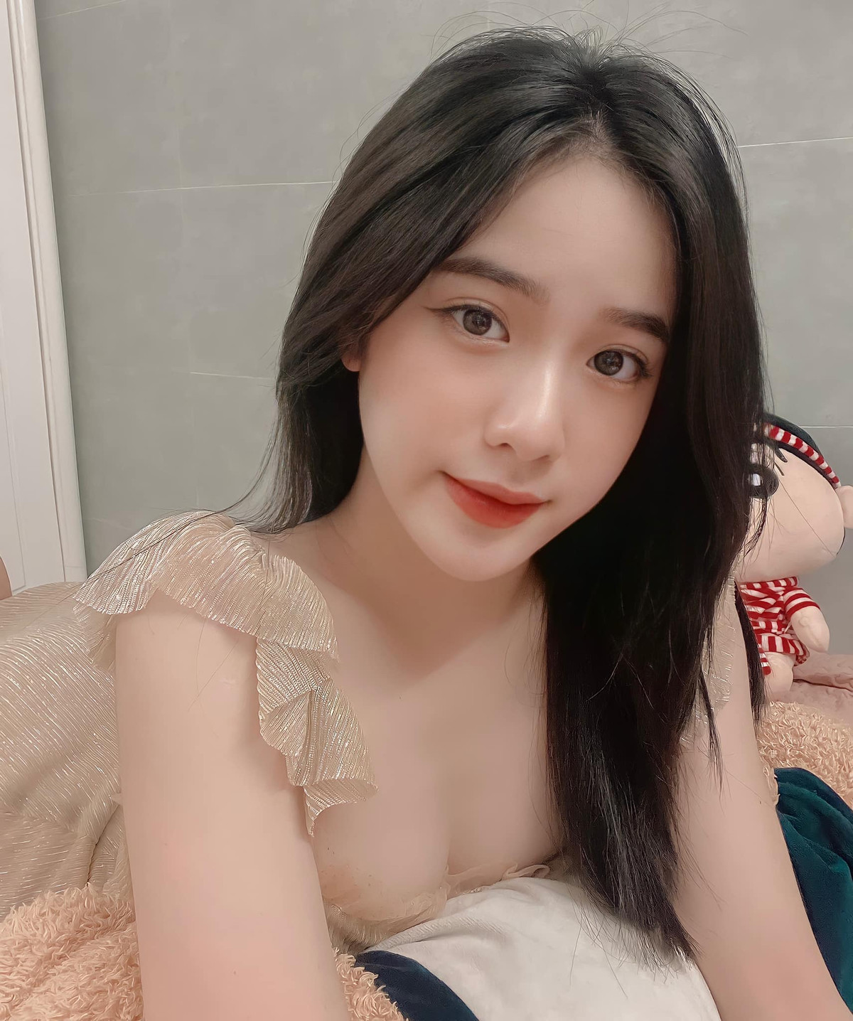 Thu Phương sở hữu số đo cơ thể khá chuẩn với ba vòng lần lượt là 80-62-85 và chiều cao 1m55. Ảnh: FBNV