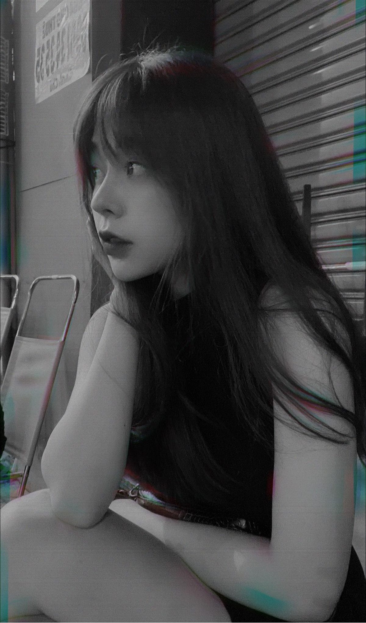 Nhờ sở hữu ngoại hình xinh đẹp, gương mặt trời phú nét ngọt ngào, thiếu hot girl sinh năm 1998 này sớm bén duyên với công việc người mẫu ảnh, diễn viên.