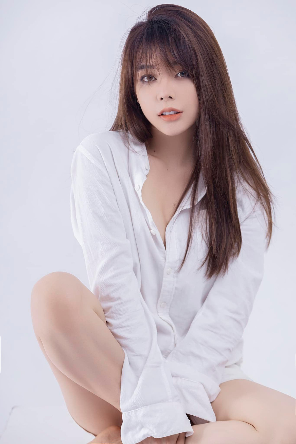 Hiện tại, Quỳnh Miêu đang sinh sống và làm việc tại TP HCM.