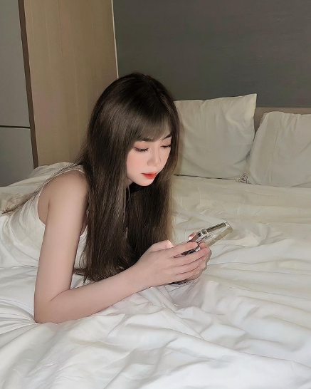 Không rõ cô nàng hiện đang làm công việc gì, nhưng những bài đăng, hình ảnh của cô nàng cũng nhận được nhiều sự quan tâm của cộng đồng mạng.