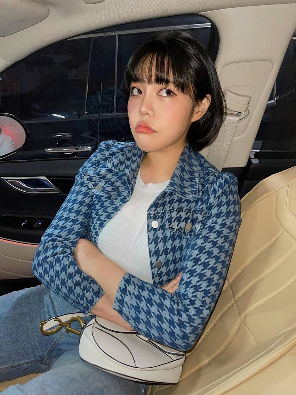 Chứng kiến thân hình gầy rộc hoàn toàn so với trước đây của Yang Soobin, nhiều người hâm mộ không khỏi hoảng hốt, giật mình bởi màn giảm cân của cô quá thành công.