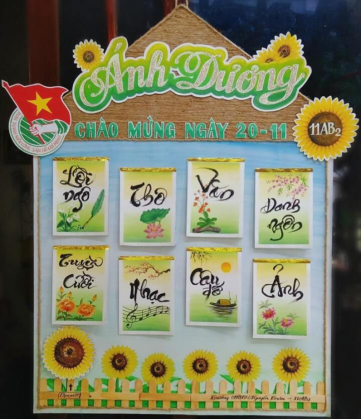 Báo tường thời xưa thường được làm một cách khá đơn giản từ những vật dụng quen thuộc như: giấy A0, bút màu, tranh ảnh sưu tầm về thầy cô...