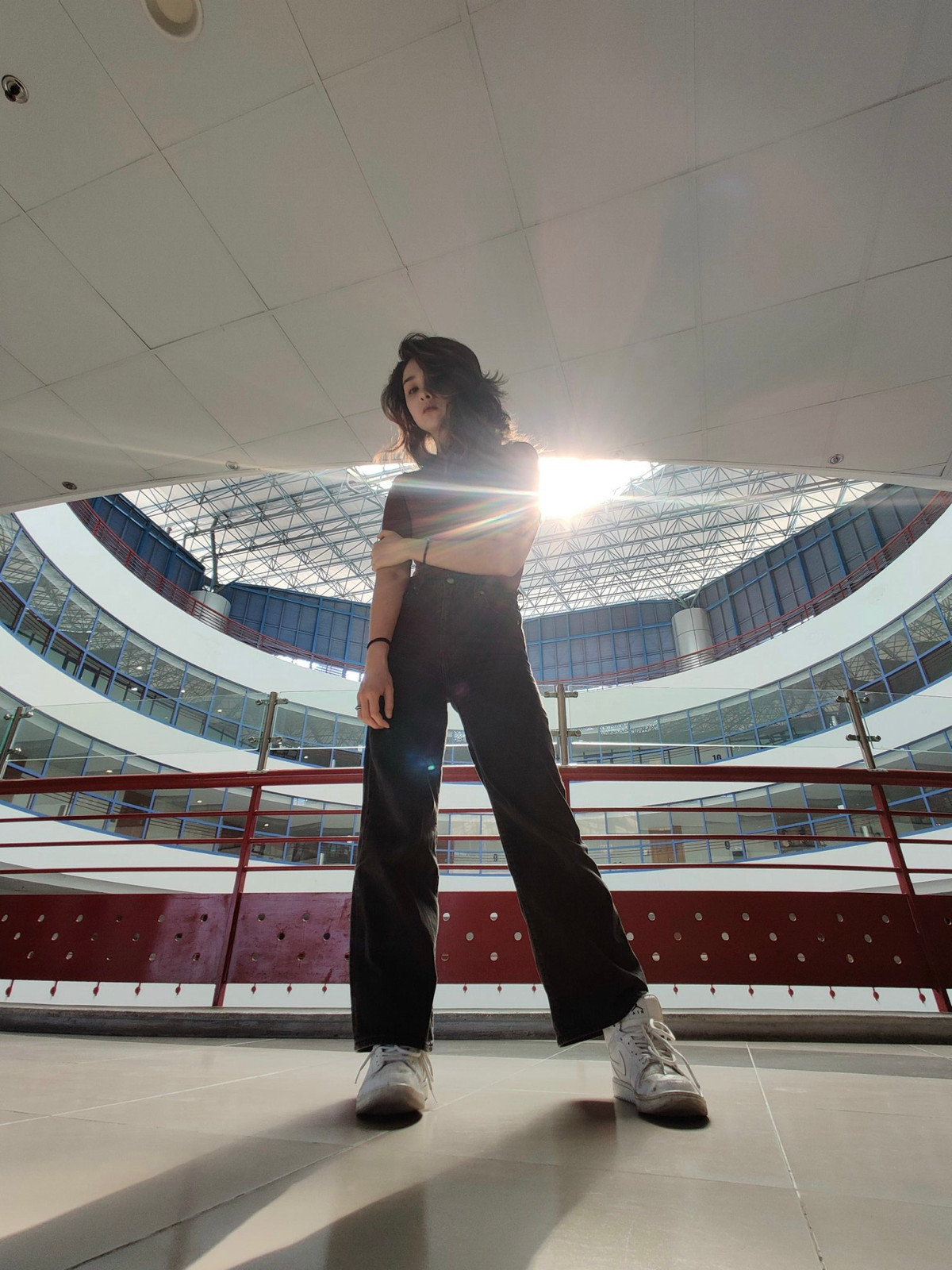 Ngô Ngọc Emily hiện đang là sinh viên ngành Marketing CLC 61B, trường Đại học Kinh tế Quốc dân.