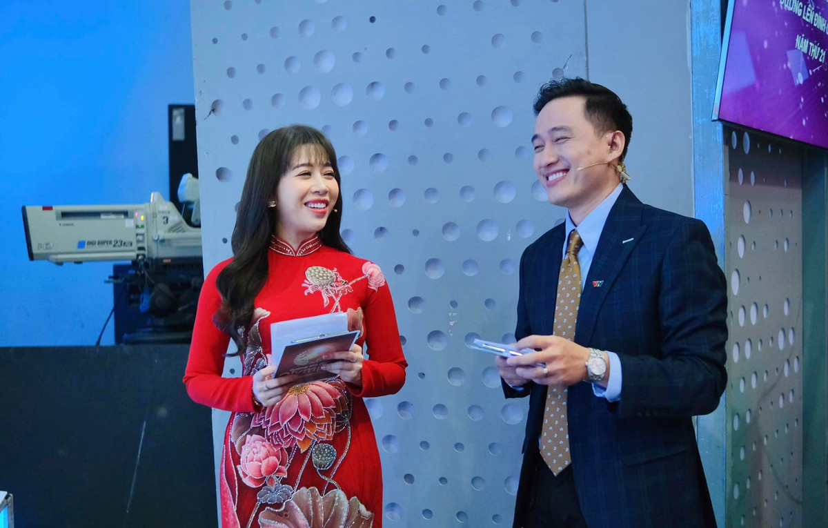 Diệp Chi trở thành MC chính thức của Đường lên đỉnh Olympia từ năm 2017 và được khán giả đón nhận, yêu mến.