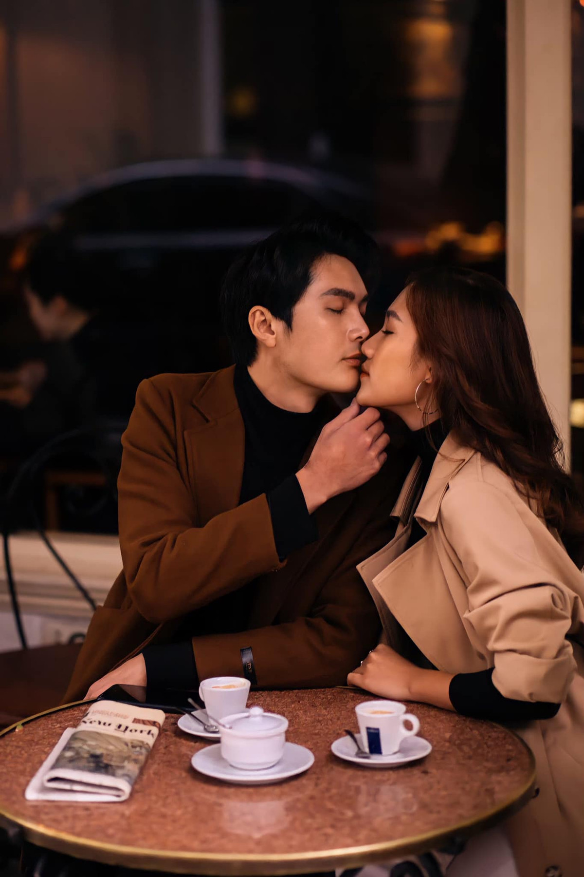 Thời gian qua, Tú Uyên và bạn trai Nguyên Lâm cũng là "MC nhà Đài" trở thành những cái tên nổi tiếng TikTok với loạt clip kể về hành trình yêu cực "lầy lội".