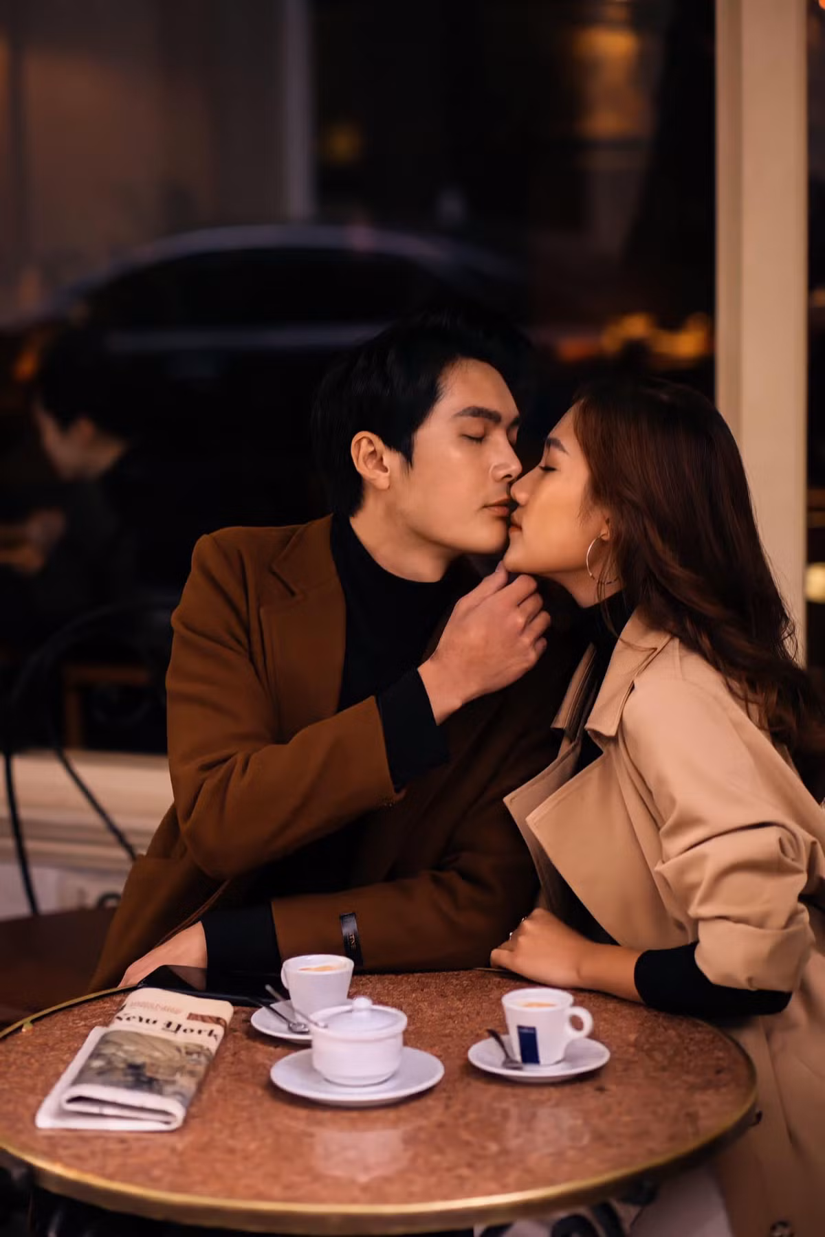 Thời gian qua, Tú Uyên và bạn trai Nguyên Lâm cũng là "MC nhà Đài" trở thành những cái tên nổi tiếng TikTok với loạt clip kể về hành trình yêu cực "lầy lội".