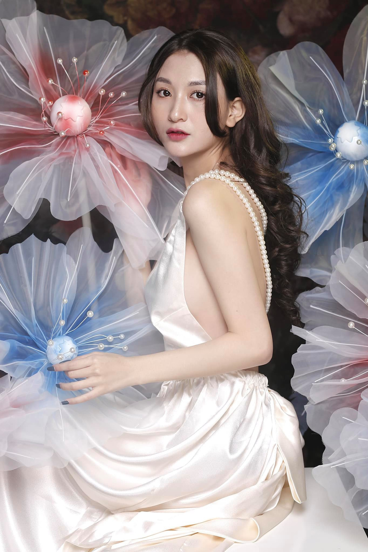 Với lần trở lại này, cô chưa chia sẻ nhiều về công việc, cuộc sống ở thời điểm hiện tại.