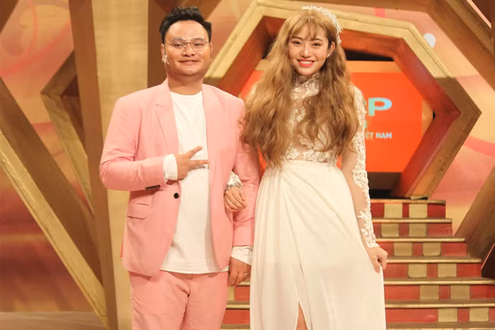 Được biết, hậu ly hôn cô nàng đã giảm 10 kg. Quản lý của cô nàng cũng đã từng thông tin Minh Trang gặp một tai nạn nhỏ nên mọi công việc của Trang buộc phải tạm dừng một thời gian.