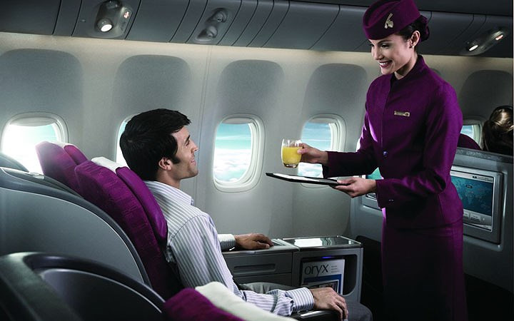 Để đáp ứng nhu cầu bay thẳng đến điểm đích cùng việc thế hệ máy bay đời mới tiết kiệm nhiên liệu, các hãng hàng không đã đưa những chuyến bay dài trở lại phục vụ hành khách.