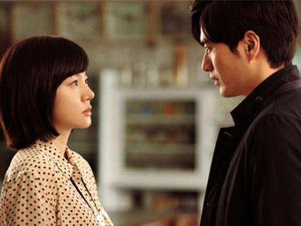 Nếu anh ta đã trở nên chán ghét, thì dù bạn có đi đâu, với ai, làm gì anh cũng không quan tâm, không hỏi han và không muốn biết - Ảnh Internet.