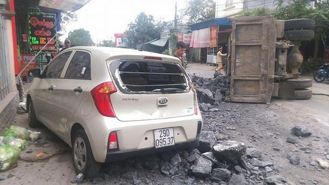 Chiếc xe Kia trong vụ tai nạn.