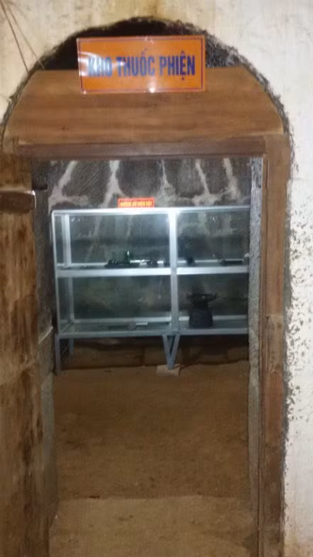 Kho thuốc phiện dinh họ Vương. Ảnh: Vân Ảnh.