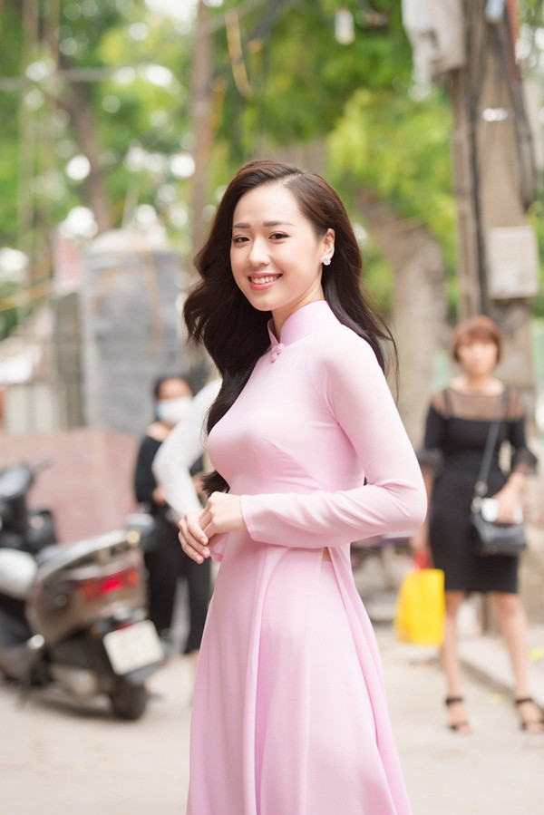 Hiện tại, Hà My vẫn duy trì chế độ sinh hoạt hợp lý dù đang bận rộn với lịch trình của HH Việt Nam.