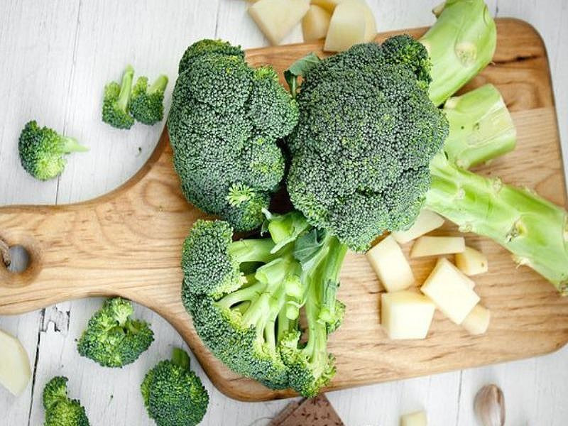 Tiêu thụ nhiều rau họ cải ít có khả năng bị ung thư phổi. Ảnh: Internet.