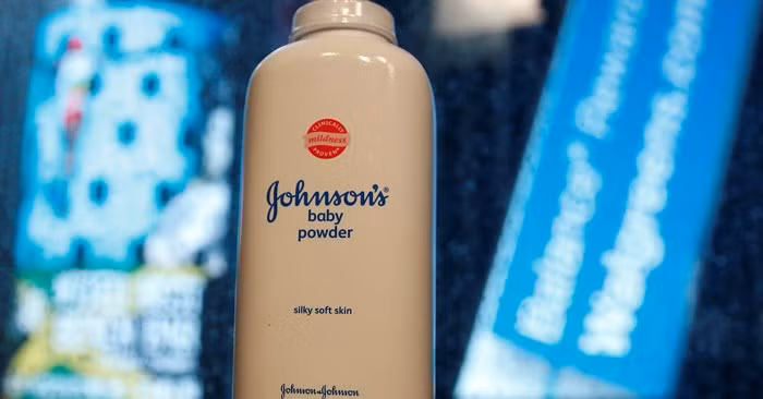 Sản phẩm phấn rôm của hãng Johnson & Johnson được cho là nguyên nhân gây ung thư buồng trứng. Sản phẩm phấn rôm của hãng Johnson & Johnson được cho là nguyên nhân gây ung thư buồng trứng.