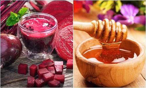 Hòa một ít mật ong cùng với củ dền xay nhuyễn, chắc chắn đôi môi của bạn chẳng sợ bị thâm nữa rồi. 