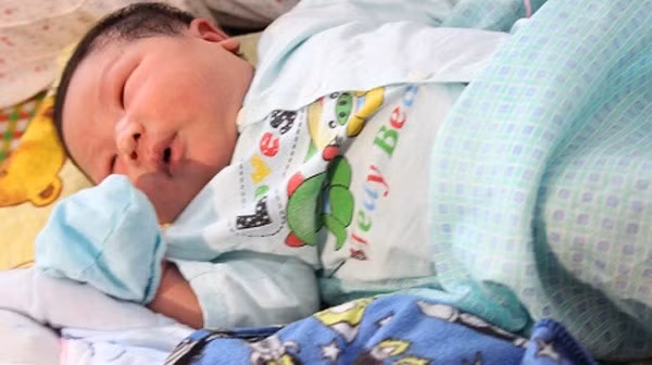 Bé Quốc khi mới chào đời