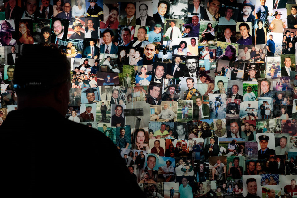 Những chuyên gia hiện làm việc trong phòng thí nghiệm tại New York của ông Desire “có lẽ học tiểu học vào thời điểm vụ tấn công xảy ra. Dù vậy, họ hiểu điều này quan trọng ra sao", ông Desire cười, nói. Ảnh: Getty.