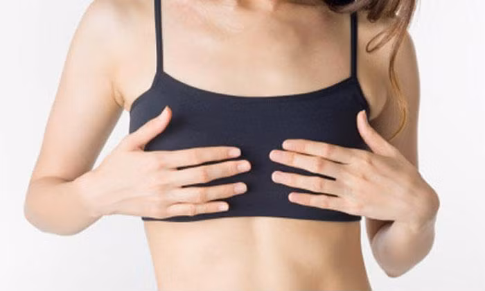 Kích thước vòng 1 thay đổi bất thường là dấu hiệu cho thấy bạn đã mặc áo ngực sai cách - Ảnh minh họa: Internet.