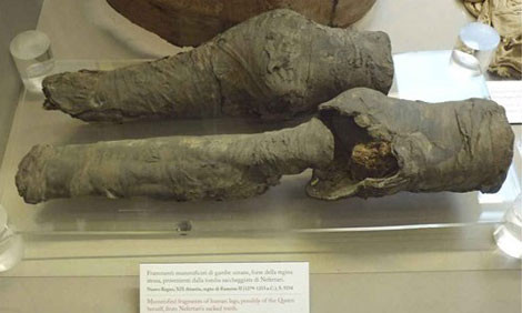 Những phần chân xác ướp được tìm thấy trong ngôi mộ của Hoàng hậu Nefertari.