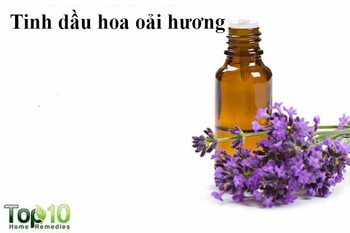 Tinh dầu hoa oải hương: Dầu hoa oải hương có thể tăng tốc độ tăng trưởng tóc. Khi masage vào da đầu, tinh dầu hoa oải hương cải thiện lưu thông máu cũng như ngăn ngừa rụng tóc và thúc đẩy sự phát triển của tóc. Nó cũng giúp giữ cho da đầu được dưỡng ẩm, cân bằng sản xuất bã nhờn và giúp chống lại gàu.