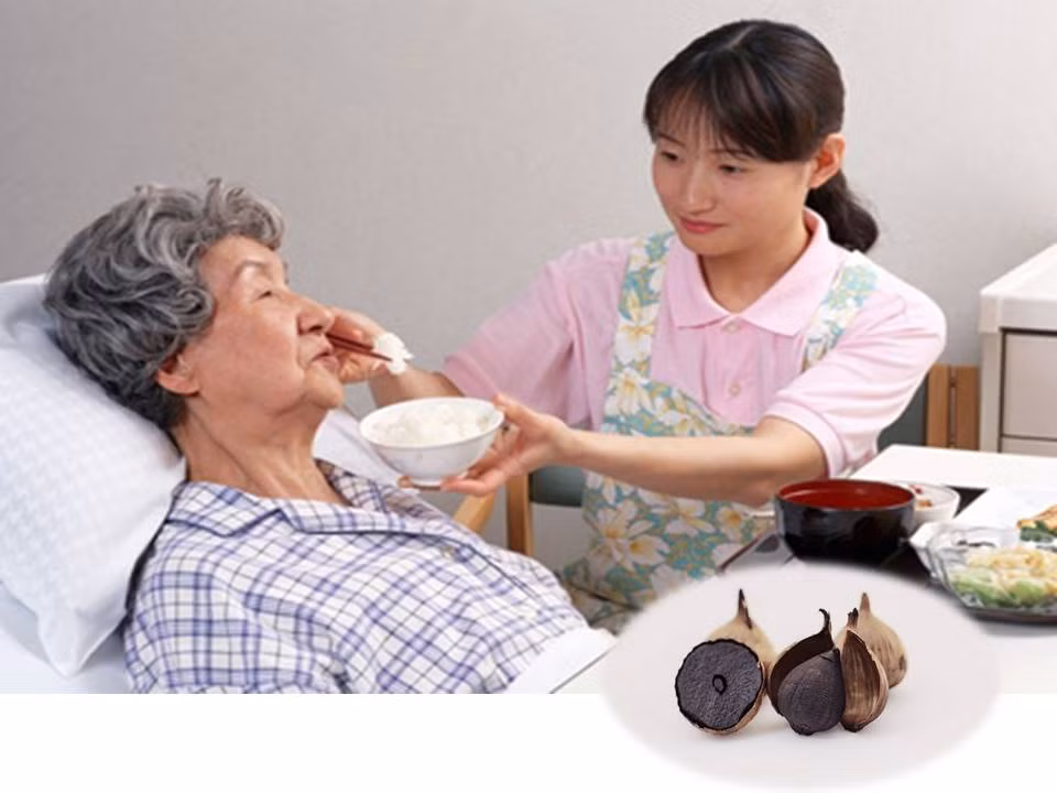  5. Phòng chống ung thư Một số nghiên cứu chỉ ra mối liên hệ giữa ăn tỏi hàng ngày với việc chống lại ung thư dạ dày và đại trực tràng. Các hợp chất alli giúp làm chậm hoặc ngừng sự phát triển các tế bào ung thư trên cơ thể. Theo Viện nghiên cứu Ung thư Mỹ, tỏi có thể làm giảm tỷ lệ các khối u ung thư. 