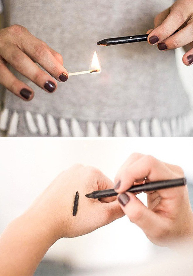  1. Dùng diêm hoặc bật lửa làm nóng đầu bút chì kẻ mắt Để có thể vẽ được đường kẻ mắt hoàn hảo từ bút chì kẻ mắt, bạn nên làm mềm đầu bút ra với diêm hoặc bật lửa. Cách làm này sẽ giúp bạn kẻ mắt dễ dàng hơn, tựa như đang dùng gel kẻ mắt vậy.