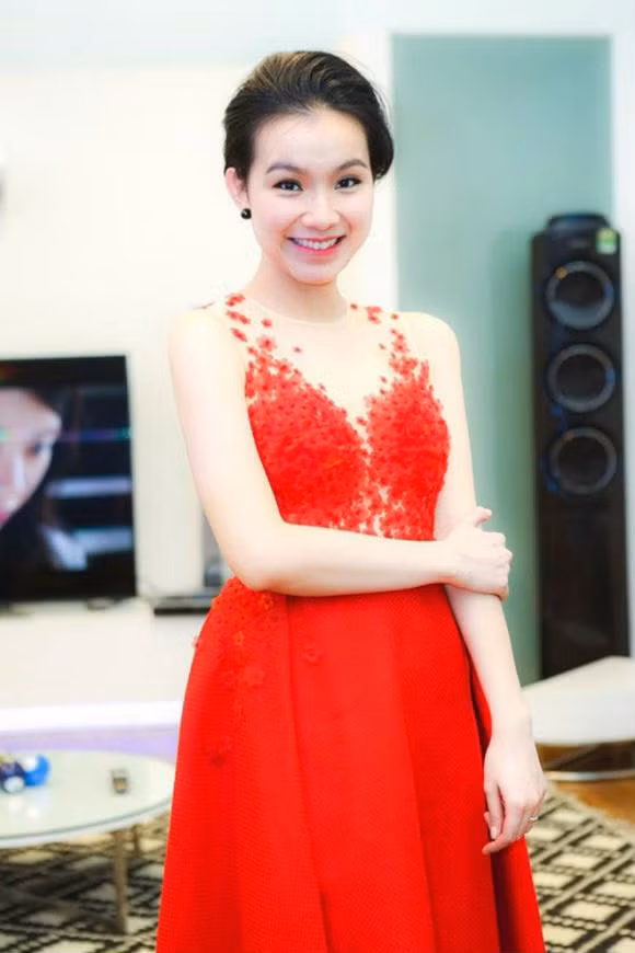 Một trong những sự kiện hiếm hoi Thùy Lâm từng tham dự - Ảnh: Internet.