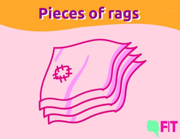 Tấm lót được vá từ nhiều mảnh vải rách là một trong những lựa chọn của người phụ nữ xưa kia trong ngày đèn đỏ.