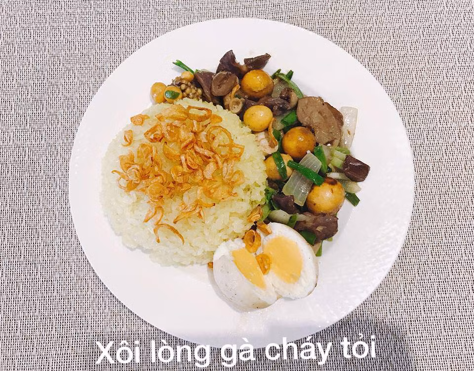 Cham 3 con nhung vo dam sang nao cung vao bep khien chong quen hang quan-Hinh-5