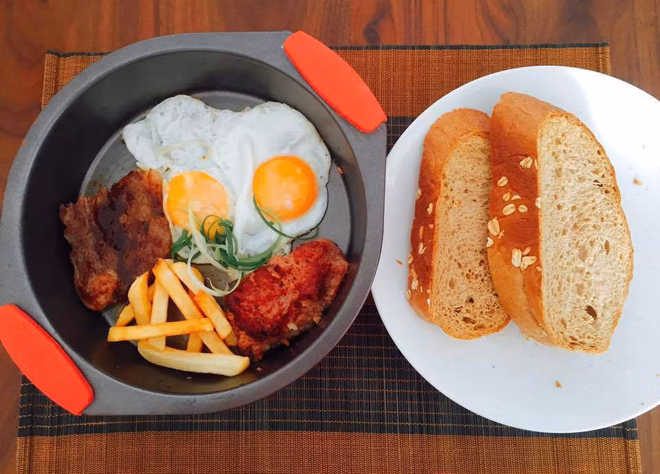 Cham 3 con nhung vo dam sang nao cung vao bep khien chong quen hang quan-Hinh-6