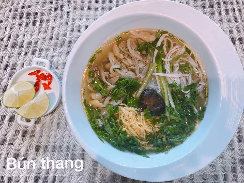 Cham 3 con nhung vo dam sang nao cung vao bep khien chong quen hang quan-Hinh-3