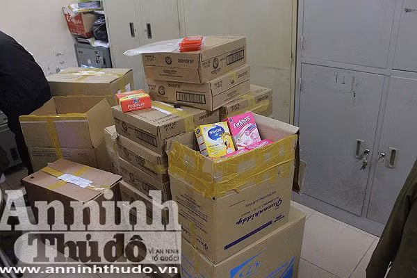 Các sản phẩm này của Công ty cổ phần dược phẩm Việt Pháp có địa chỉ tại phường Đại Kim, quận Hoàng Mai, Hà Nội