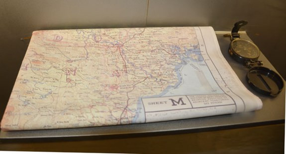 Trung bay hien vat, tai lieu ve Cach mang Thang Tam nam 1945-Hinh-7