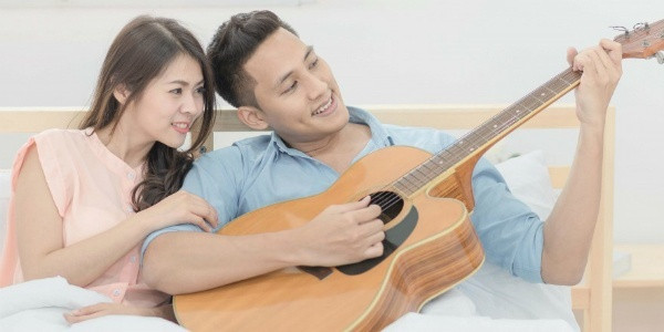 Vợ chồng trẻ có nhiều lý do cho sự "chậm con". Theo họ, kế hoạch là để chuẩn bị đầy đủ vật chất lẫn sức khỏe để sinh con. Ảnh minh họa.