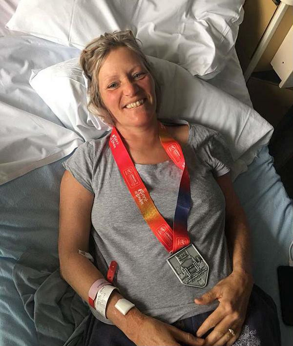 Cô Johanna Pakenham sau khi tham gia một cuộc chạy thi đã bị lên cơn co giật.