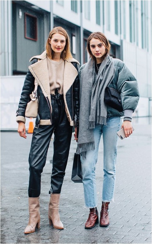 Và tại sao bạn có thể bỏ qua món đồ vẫn luôn nằm sẵn trong tủ, nhẹ tựa lông hồng mà lại siêu ấm như thế?