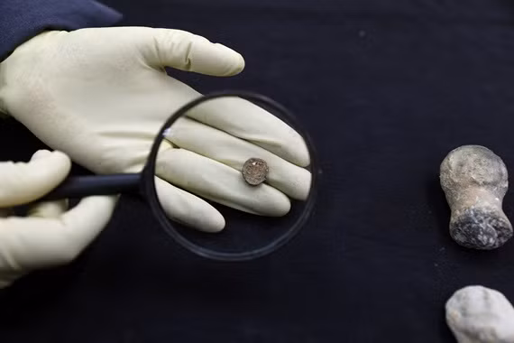 Giới khảo cổ học hy vọng nghiên cứu sâu hơn về cổ vật này sẽ hé lộ nhiều thông tin thú vị.