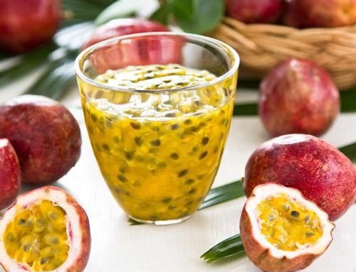 Uống nước chanh dây giúp tăng cường hệ miễn dịch (Ảnh: Internet).