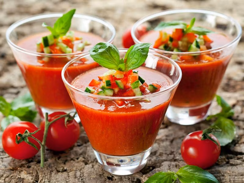 Sinh tố cà chua vừa tốt cho sức khỏe, vừa giúp giảm cân - Ảnh minh họa: Internet.
