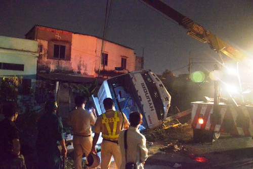 Hy huu: Bi xe tong bay xa nhieu met, chi bi thuong nhe-Hinh-3