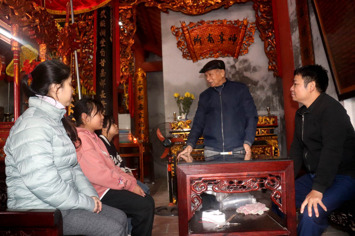 Chuyen it biet ve ngoi lang nho co 12 tien si o Viet Nam-Hinh-2